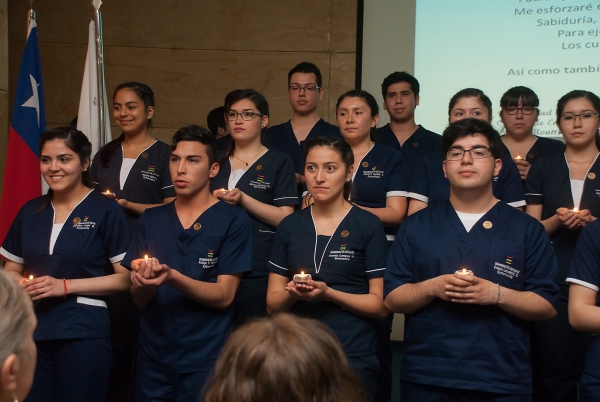 Ceremonia de Investidura Enfermeras (os) en formación de la Universidad de Los Lagos, sede Puerto Montt